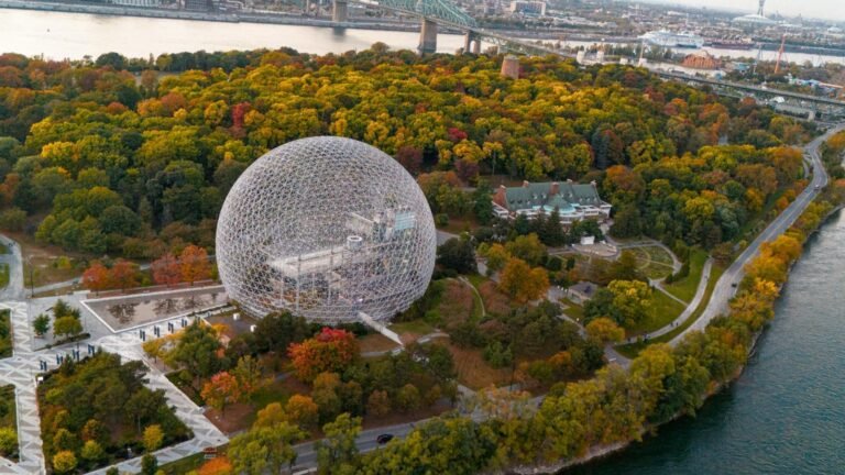 The Biosphere, Environment Museum